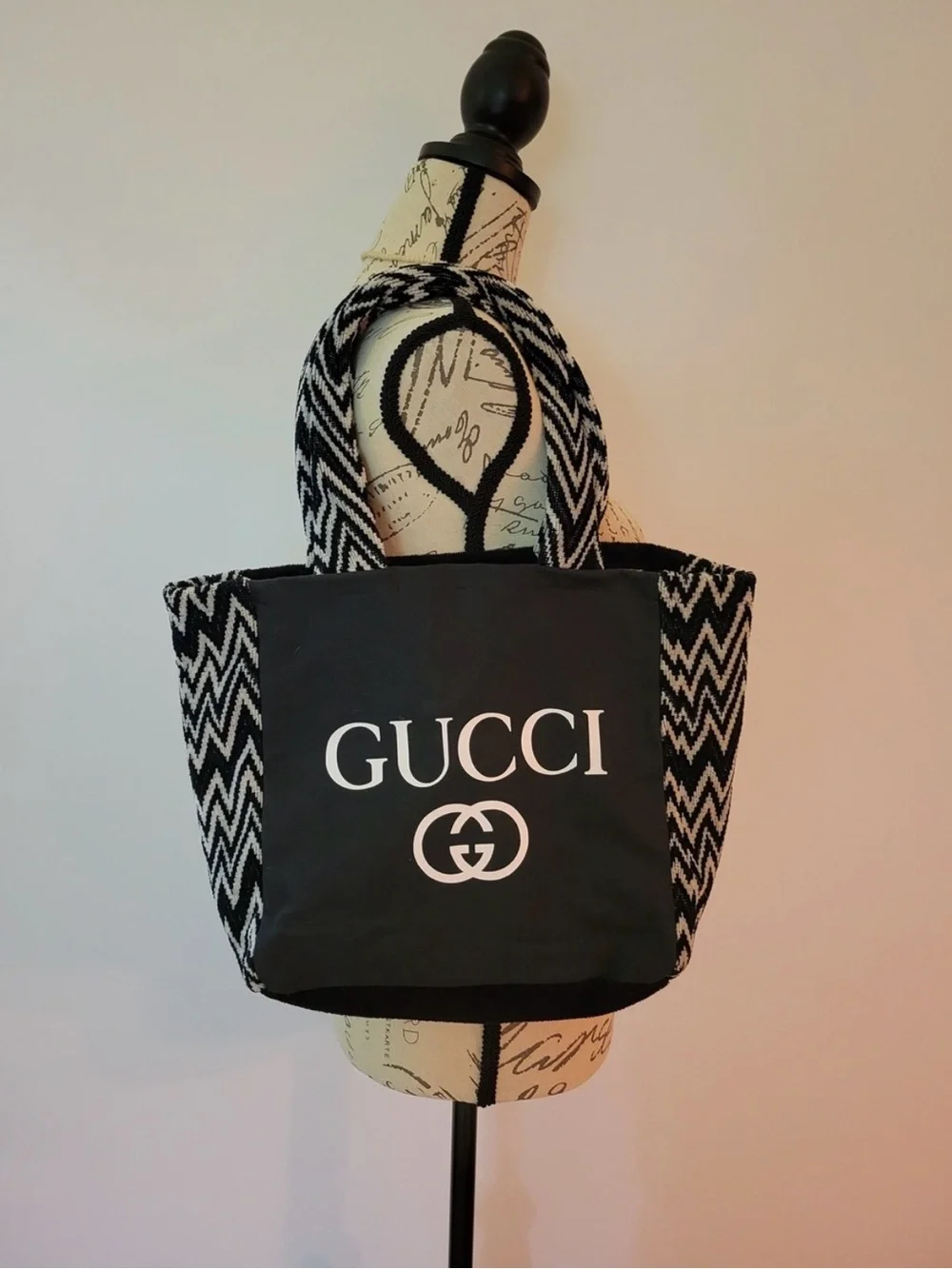 Miami Buy The Bag New Black & White Logo Tote - New